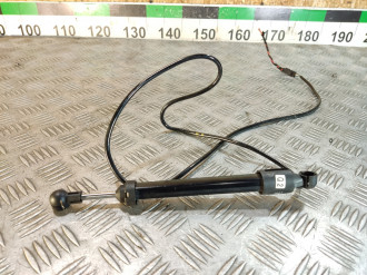 Механизм подъема двери багажника Ml 164