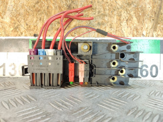 Блок предохранителей Ml 164