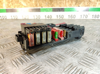 Блок предохранителей Ml 164