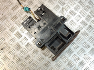 Пепельница передняя Ml 164