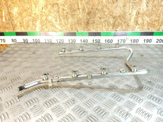 Рейка топливная рампа Ml 164