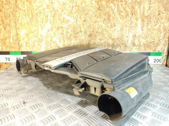 Корпус воздушного фильтра Ml 164