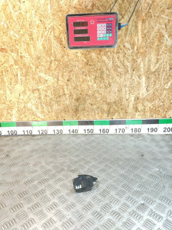 Моторчик заслонки отопителя Ml 164