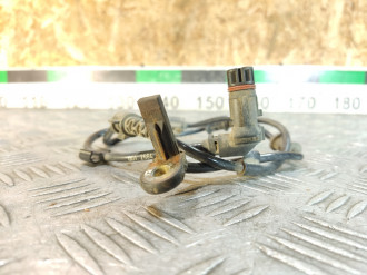 Датчик ABS передний правый Ml 164