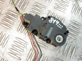 Моторчик заслонки отопителя Ml 164