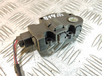 Моторчик заслонки отопителя Ml 164