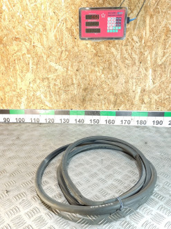 Уплотнитель двери передней правой Ml 164