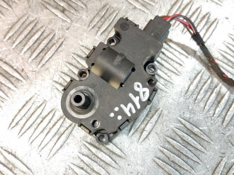 Моторчик заслонки отопителя Ml 164