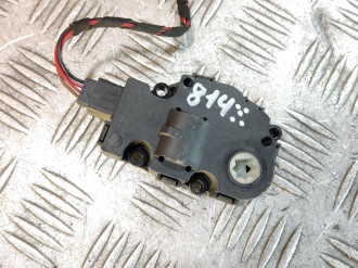 Моторчик заслонки отопителя Ml 164