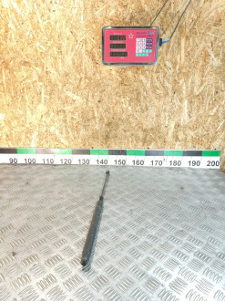 Амортизатор капота Ml 164