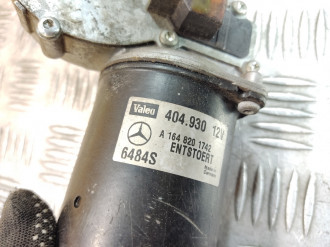 Моторчик стеклоочистителя передний Ml 164