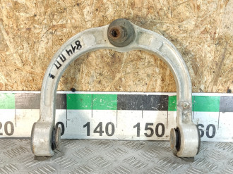 Рычаг передний верхний правый Ml 164