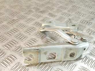 Петля капота правая Ml 164