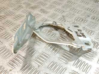 Петля капота правая Ml 164