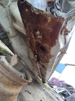 Порог со стойкой левой Ml 164