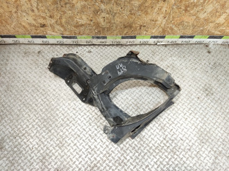 Кронштейн крепления фары Ml 164