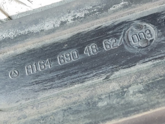 Уплотнитель двери передней правой Ml 164