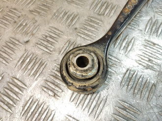 Рычаг задний верхний правый Ml 164