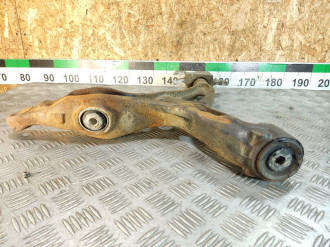 Рычаг передний левый нижний Ml 164