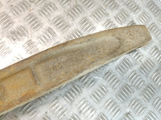 Кулак поворотный передний правый Ml 164