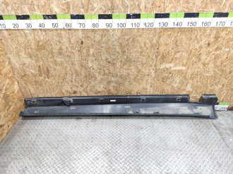 Накладка порога наружняя левая Ml 164