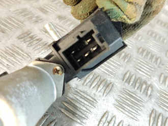 Моторчик стеклоподъемника правый задний Gl 166