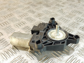 Моторчик стеклоподъемника левый задний Gl 166