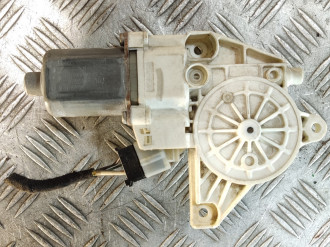 Моторчик стеклоподъемника правый передний Gl 166