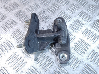 Петля двери задней левой верхняя Gl 166