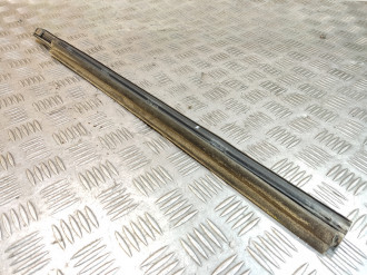 Молдинг стекла двери левой задней Ml 163