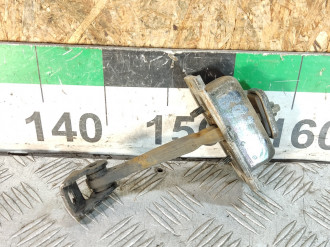 Ограничитель двери задний Ml 163