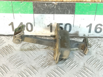 Ограничитель двери передний Ml 163