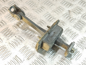 Ограничитель двери передний Ml 163