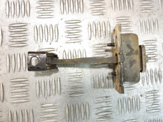 Ограничитель двери задний Ml 163