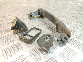 Ручка двери задней правой Ml 163