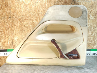 Обшивка двери задней правой Ml 163