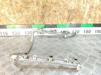 Рейка топливная рампа Ml 163