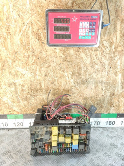 Блок предохранителей моторный Ml 163