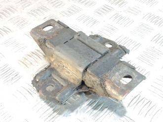 Опора кпп Ml 163