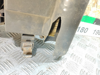 Корпус воздушного фильтра Ml 163