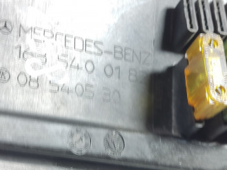 Крышка блока предохранителей Ml 163