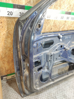 Дверь передняя правая Ml 163