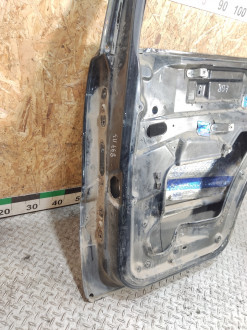 Дверь задняя правая Ml 163