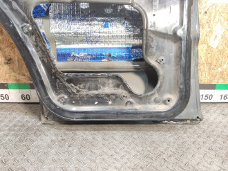 Дверь задняя левая Ml 163