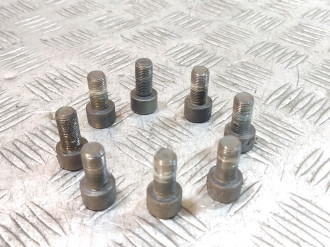 Болт маховика Ml 163