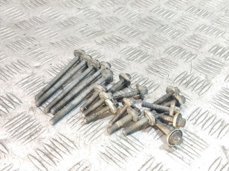 Болт Гайка клапанной крышки Ml 163