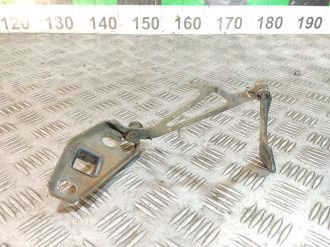 Крюк открывания капота Ml 163