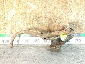 Кулак поворотный передний левый S 220