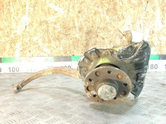 Кулак поворотный передний левый S 220