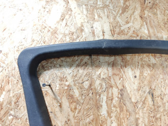 Накладка стекла двери передней левой S 221